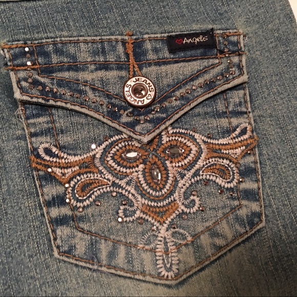 Angel Jeans with Cool Pockets - Picture 2 of 5